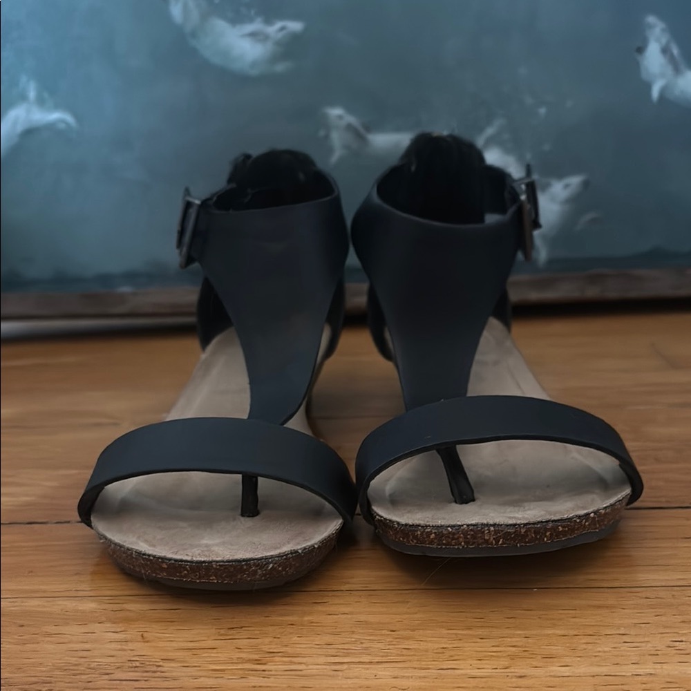 Black Kenneth Cole Reaction Women's Sandals